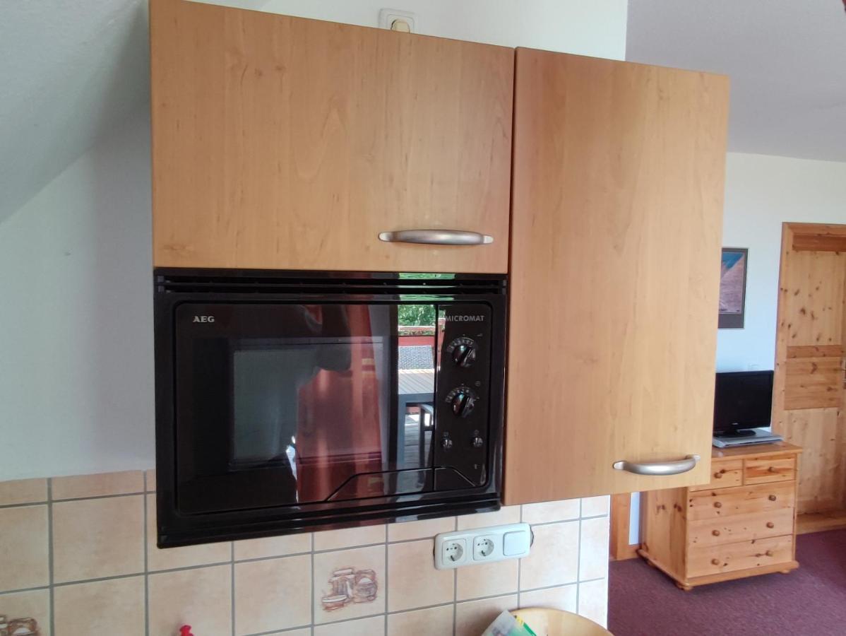 Five Oaks - Rote Wohnung Hohenkirchen  Esterno foto